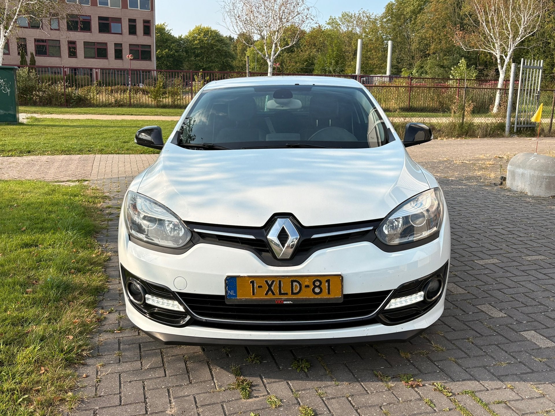 Renault Mégane Coupé 1.2 TCe Bose/Apk/NL/Keyless/Dealer Au, Auto's, Renault, Voorwielaandrijving, Euro 5, Stof, Gebruikt