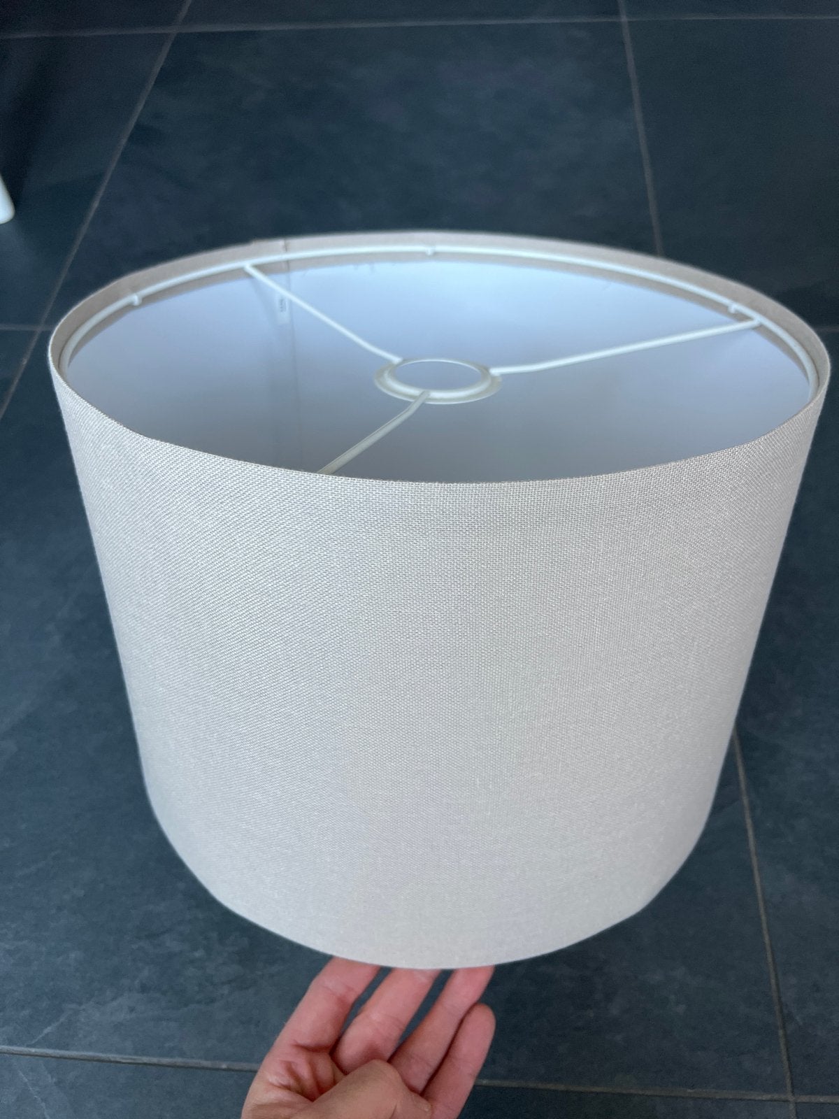 Lichtgrijze lampenkap, zo goed als nieuw, Overige typen, Rond, Ophalen of Verzenden, Zo goed als nieuw
