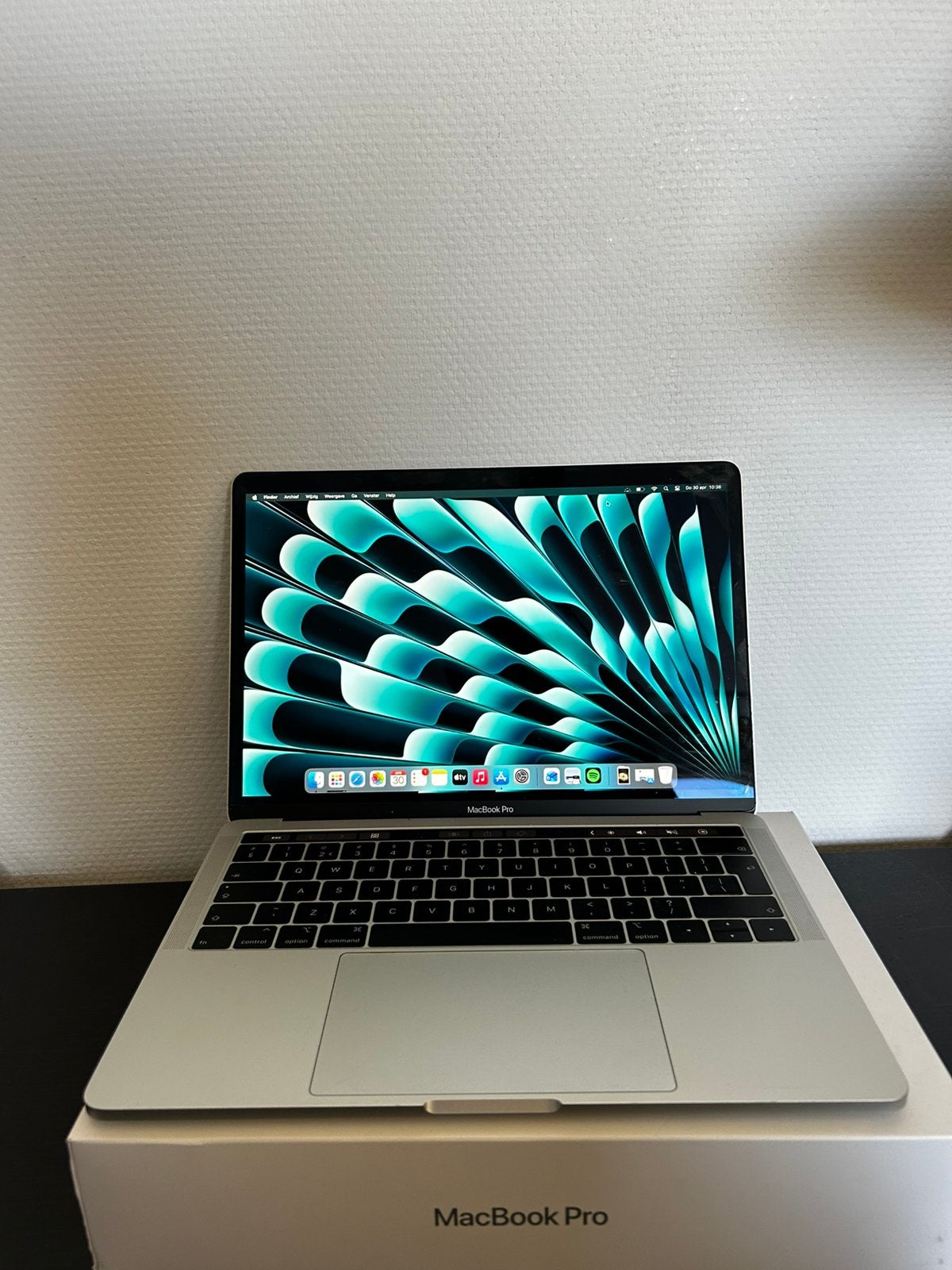 Macbook pro 2019, Computers en Software, MacBook Pro, 2 tot 3 Ghz, 13 inch, Ophalen of Verzenden