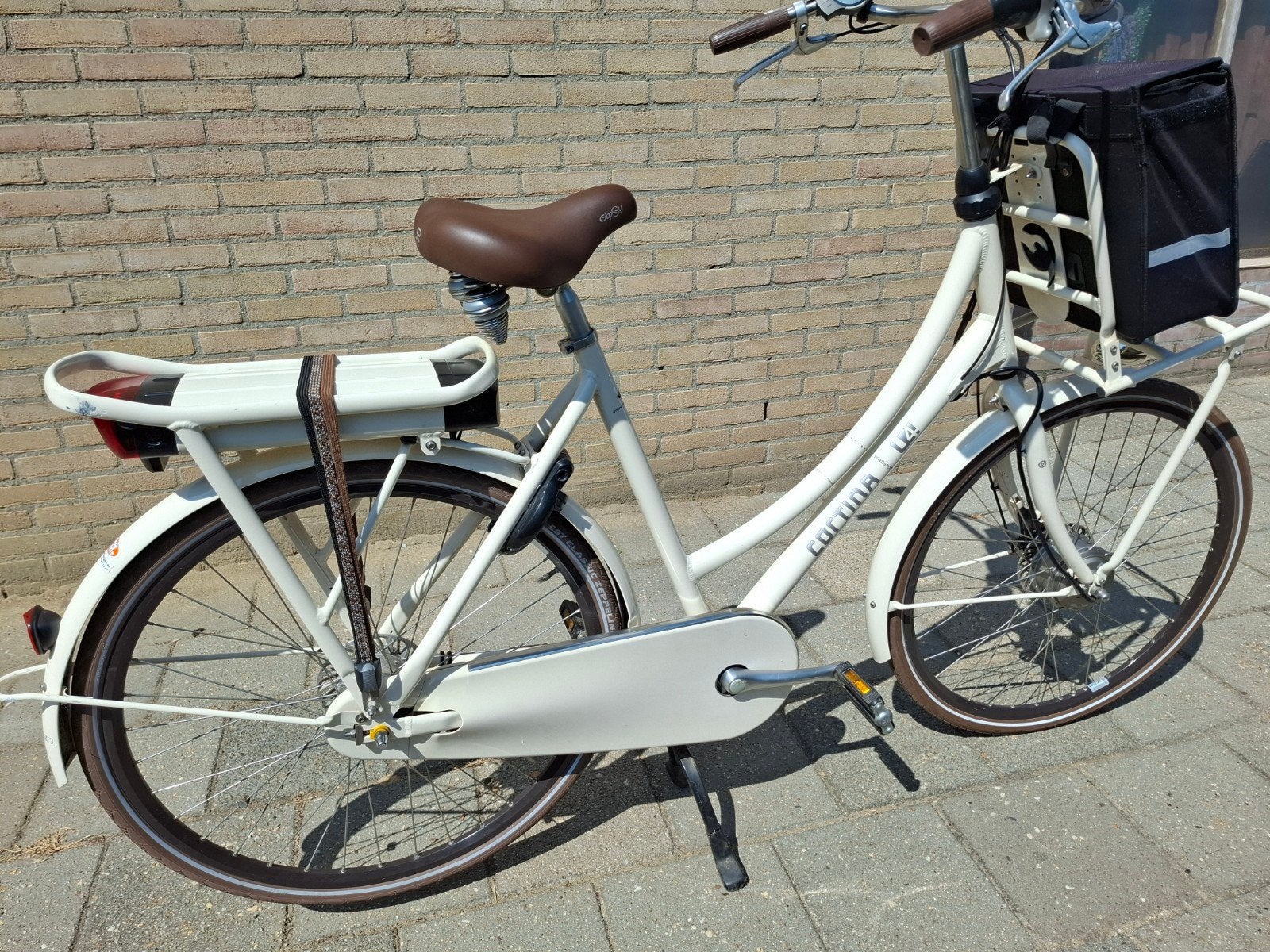 TK. Zeer mooie elektrische cortina transportfiets L4, Zo goed als nieuw, 55 tot 59 cm, 30 tot 50 km per accu, Ophalen