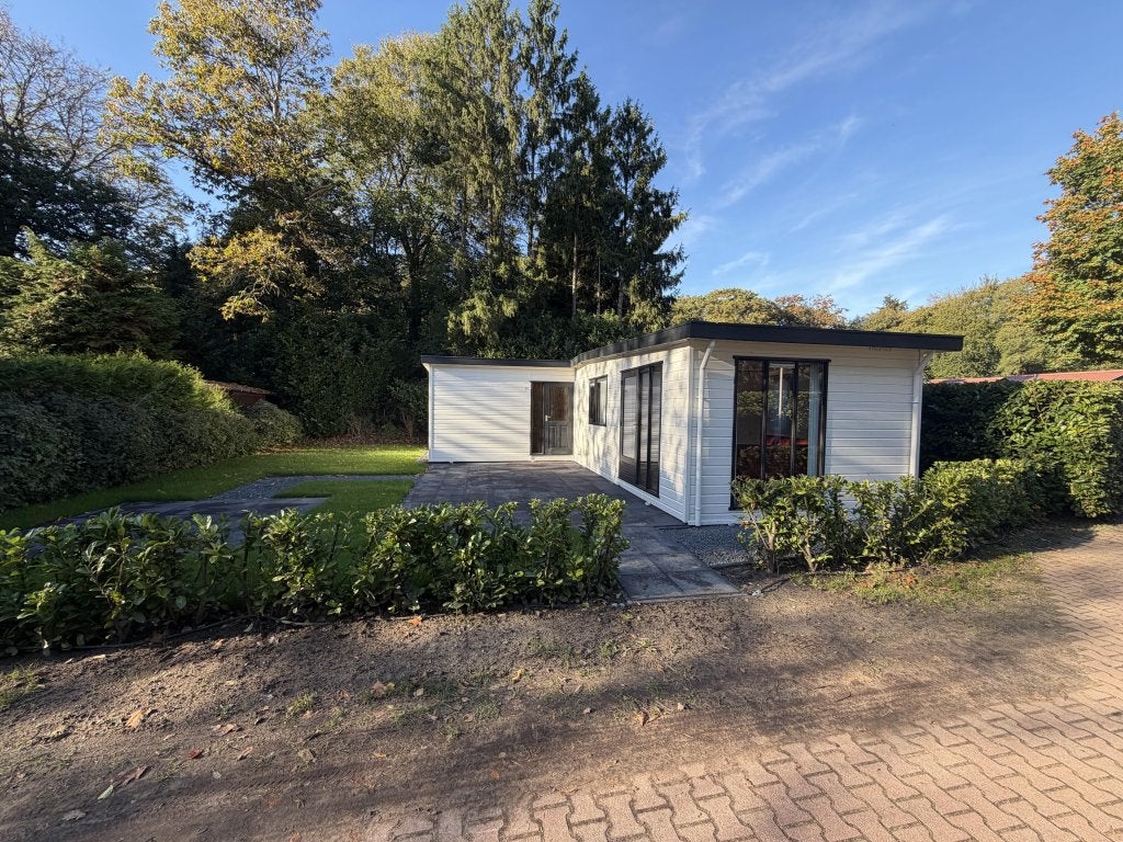 L-chalet van 55m2 op Chaletpark Het Hunnenbos - 3 slaapkamer