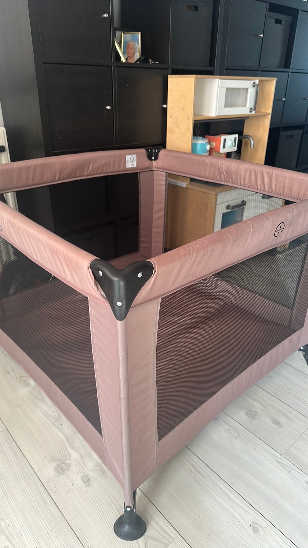 Titanium baby smart box, Kinderen en Baby's, Babywiegjes en Ledikanten, Ophalen of Verzenden, Zo goed als nieuw
