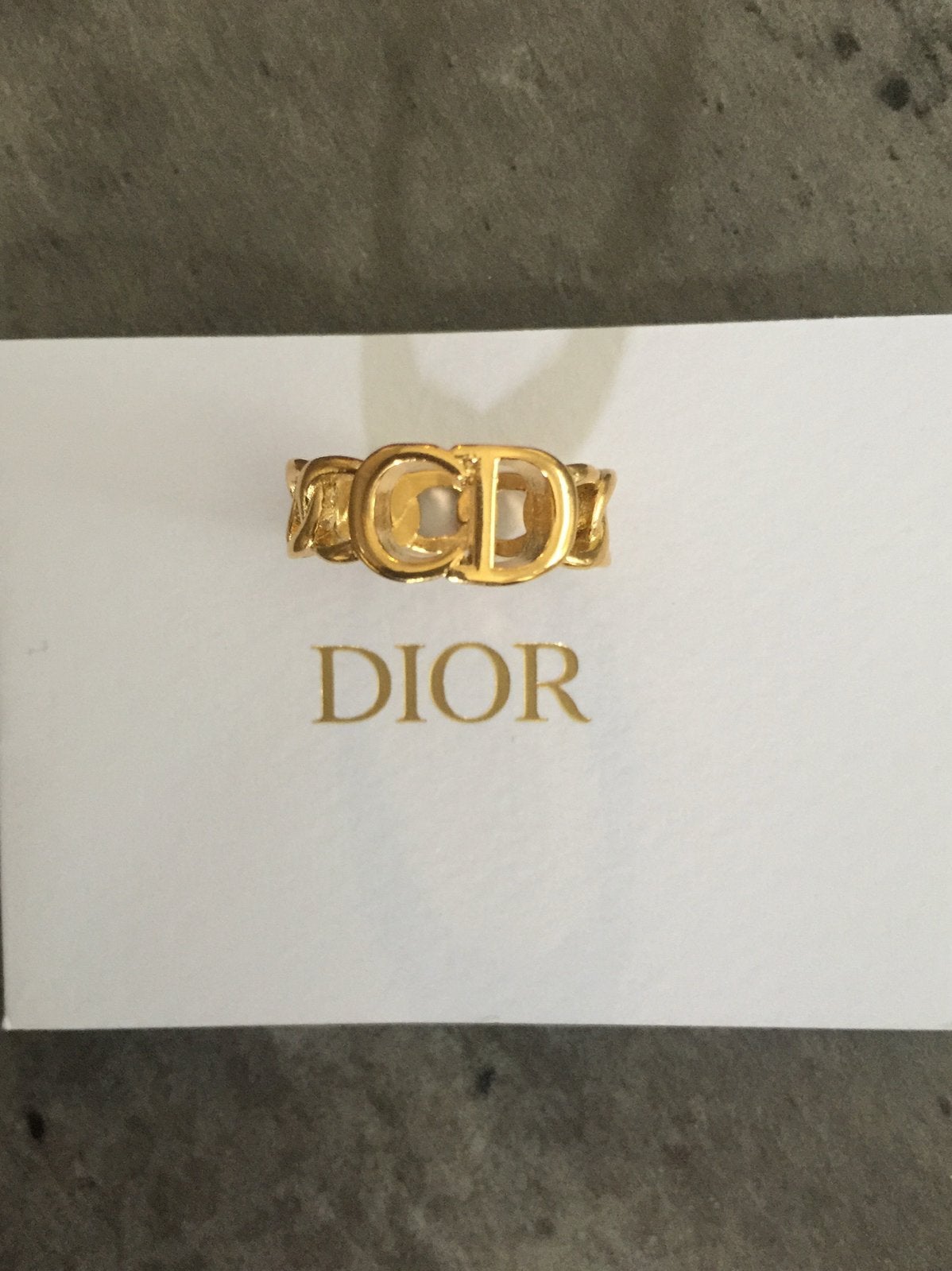 Christian Dior ring CD, Ophalen of Verzenden, Zo goed als nieuw, Goud, Dame