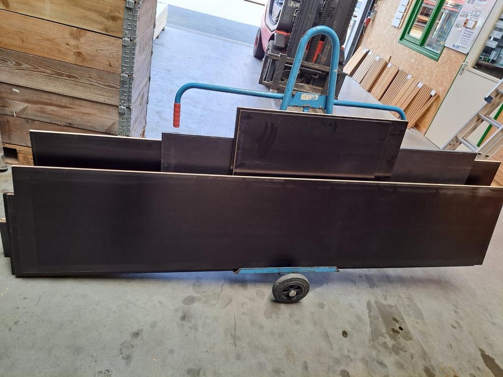 Reststukken 18mm betonplex antislip - diverse maten, Doe-het-zelf en Verbouw, Ophalen