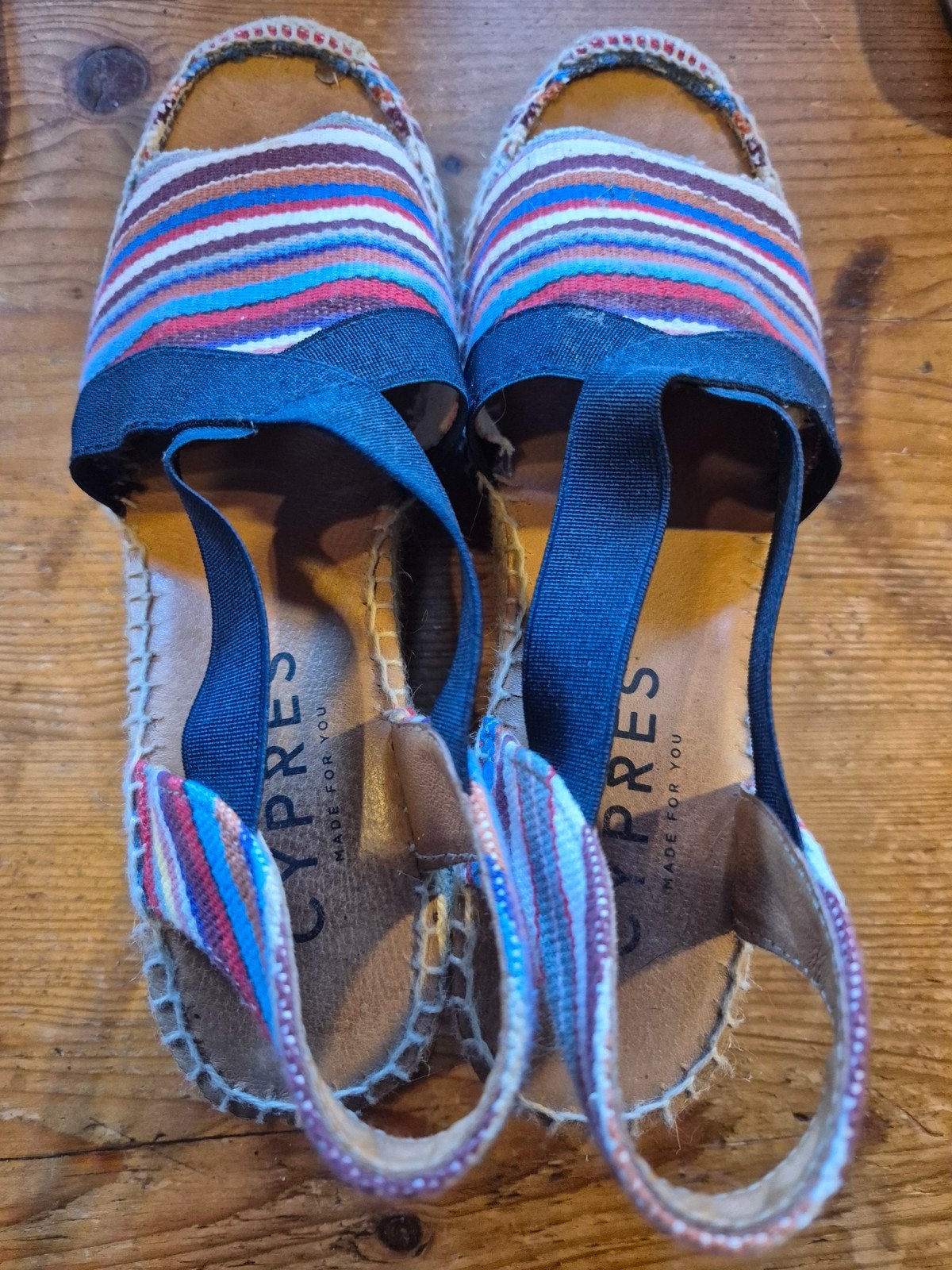 maat 38.Cypres Espadrilles - Kleurrijk en Comfortabel, Ophalen of Verzenden, Zo goed als nieuw
