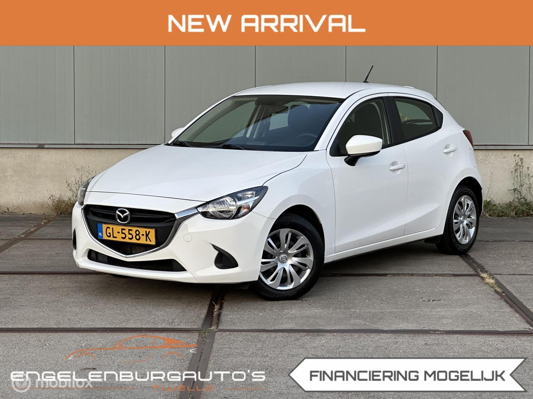 Mazda 2 1.5 Skyactiv-G TS nieuwe apk!, NAP, Auto's, Voorwielaandrijving, Gebruikt, 4 cilinders, Wit