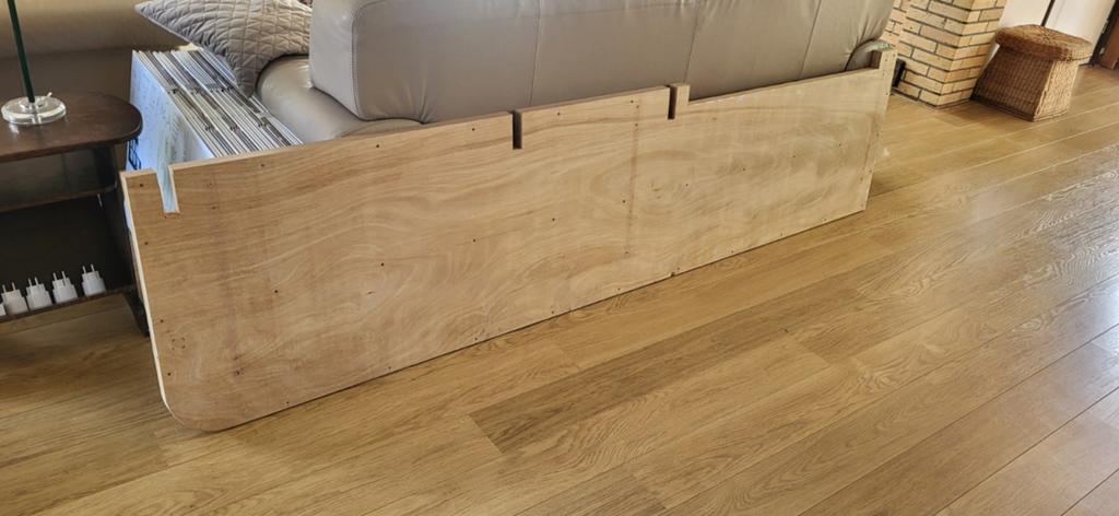 Grote werkbank, Ophalen, 50 tot 150 cm, 10 m² of meer, 10 tot 30 cm