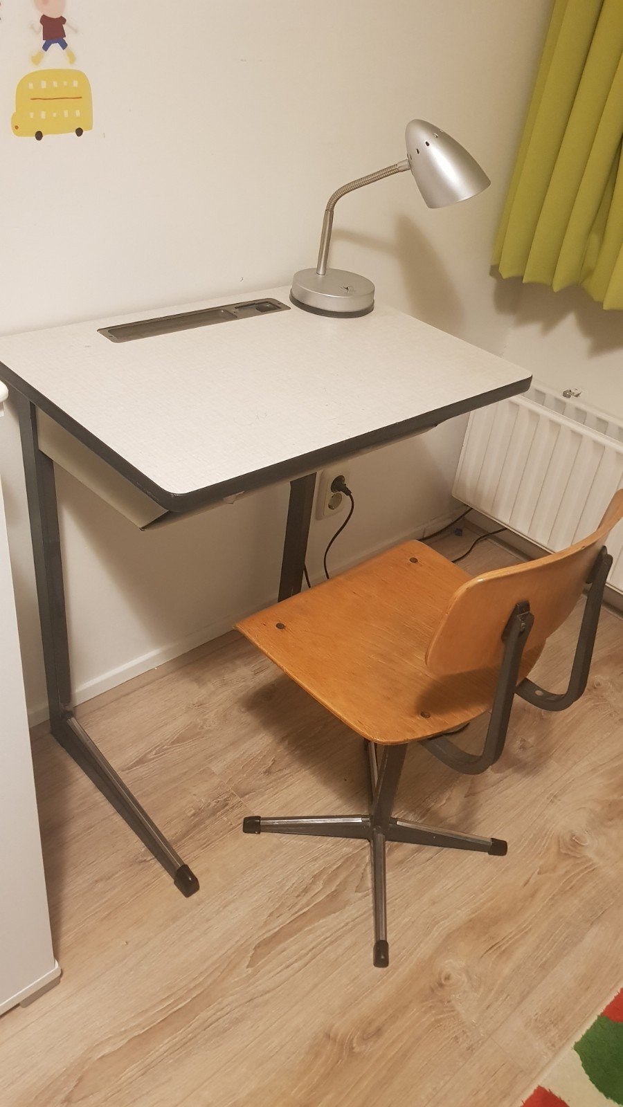 klassiek vintage bureau, Ophalen, Gebruikt
