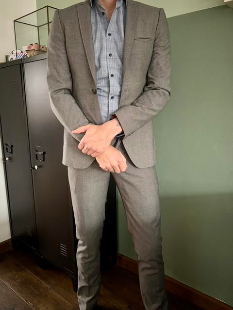 Pak Runway grijs, maat 46, Kleding | Heren, Kostuums en Colberts, Ophalen of Verzenden, Gedragen, Maat 46 (S) of kleiner, Grijs