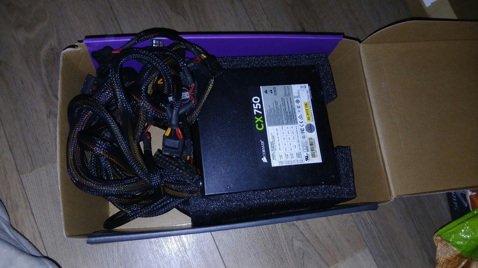Moederbord Gigabyte X470 Aorus Ultra Gaming en voeding 750, Ophalen, Gebruikt