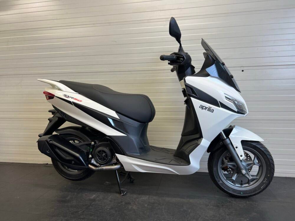 Aprilia SXR 50 2022 - Zo goed als nieuw, weinig kilometers, Ophalen of Verzenden, Zo goed als nieuw, Benzine, Overige modellen