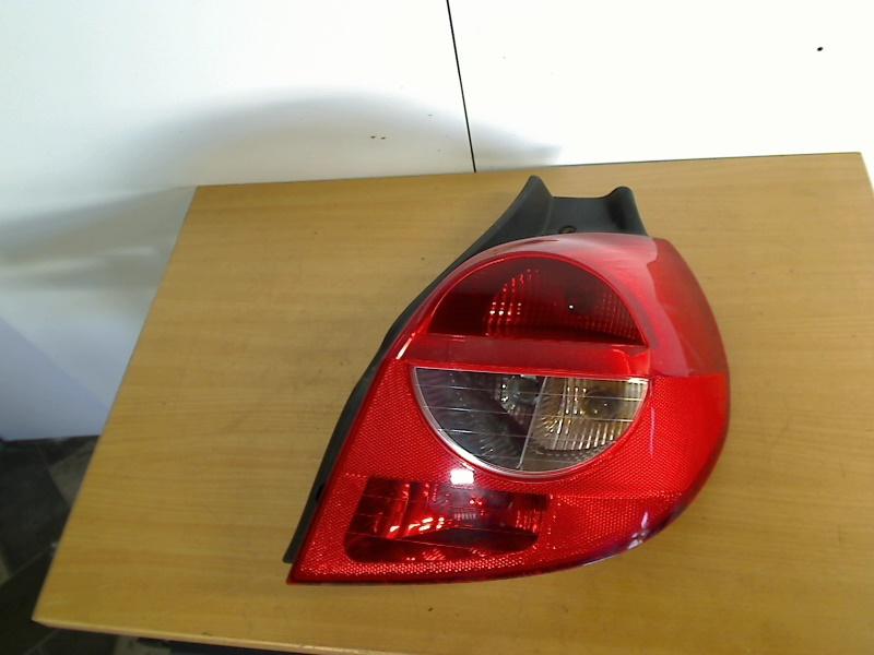 Achterlicht Rechts Renault Clio III (SR) (2005-11/2014-12), Gebruikt, Renault Deutschland AG, Dialog.deutschland@renault.de, Peter-Huppertz-Straße 5, Köln 51063, , Duitsland