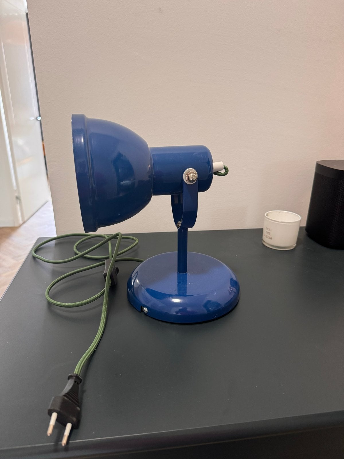 Lieve blauwe wandlamp met snoer, stekker en schakelaar, Ophalen of Verzenden, Gebruikt, Metaal