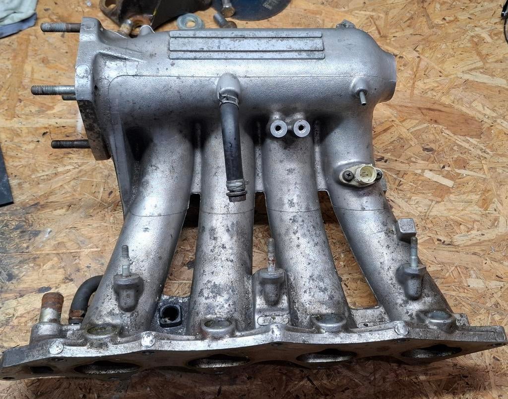 Inlaat Honda/ B16A1 en B16A2 motoren, Auto-onderdelen, Ophalen of Verzenden, Gebruikt, Honda