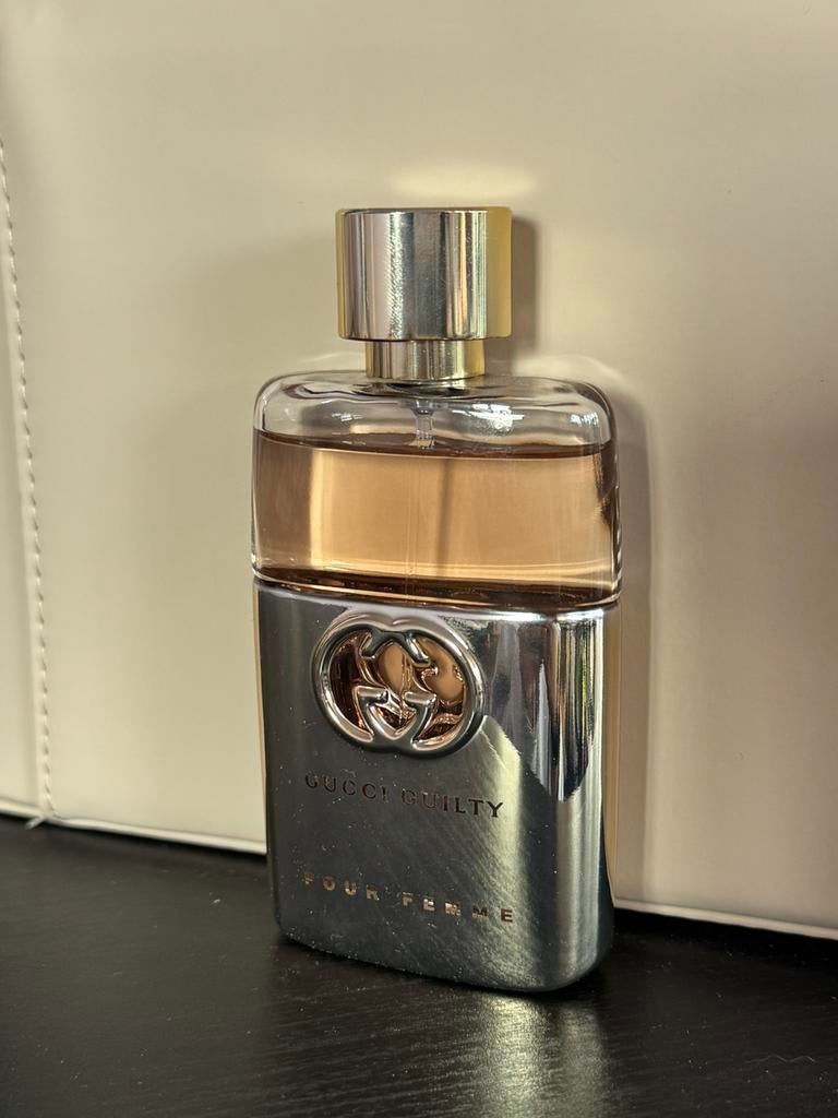 Gucci Guilty EDP Pour Femme 50ML, Sieraden, Tassen en Uiterlijk, Uiterlijk | Parfum, Ophalen of Verzenden, Zo goed als nieuw