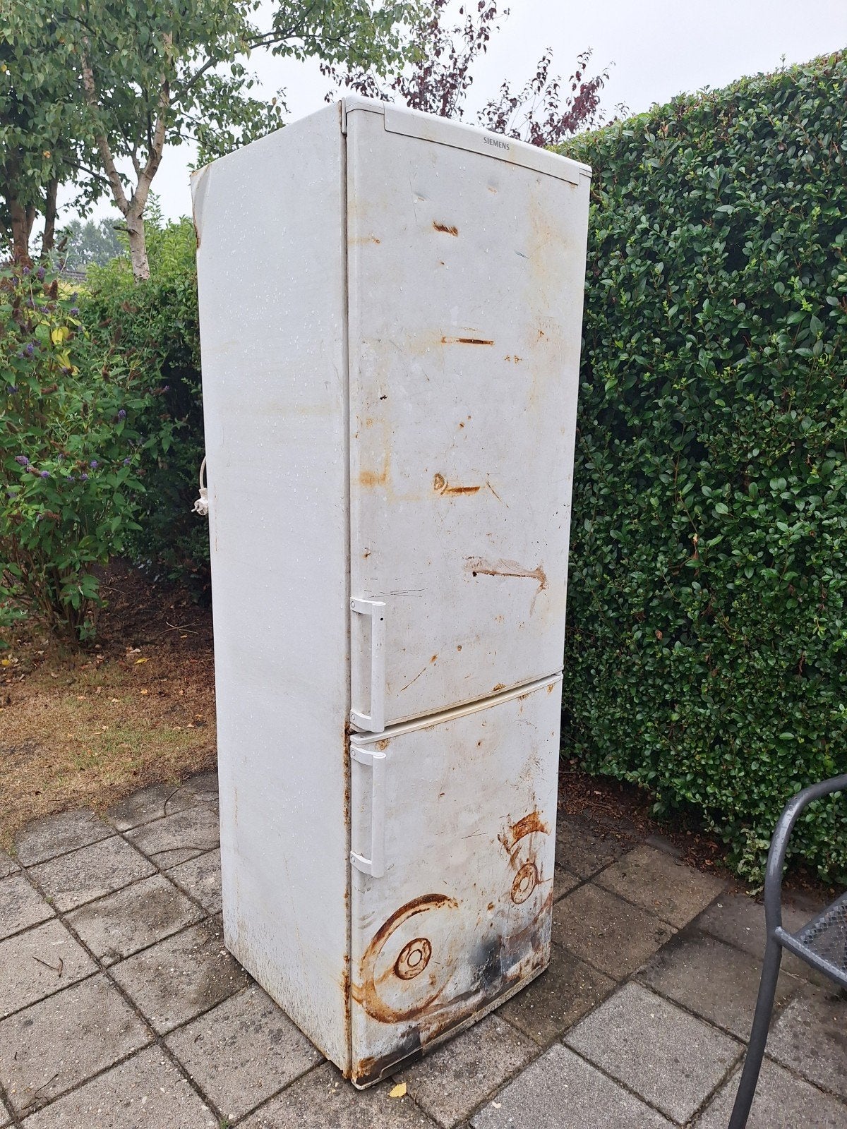 Gratis kapotte koelkast oud ijzer., Ophalen, Gebruikt