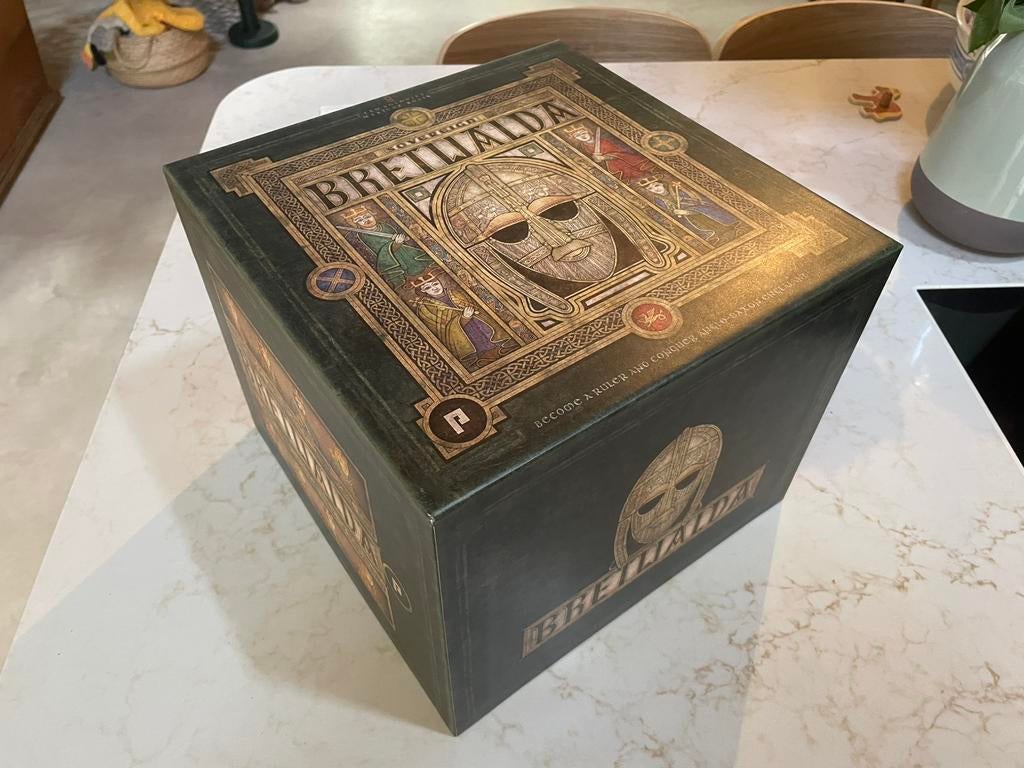 Bretwalda Big Box + extra's, Vijf spelers of meer, Ophalen of Verzenden, Zo goed als nieuw, Phalanx Games