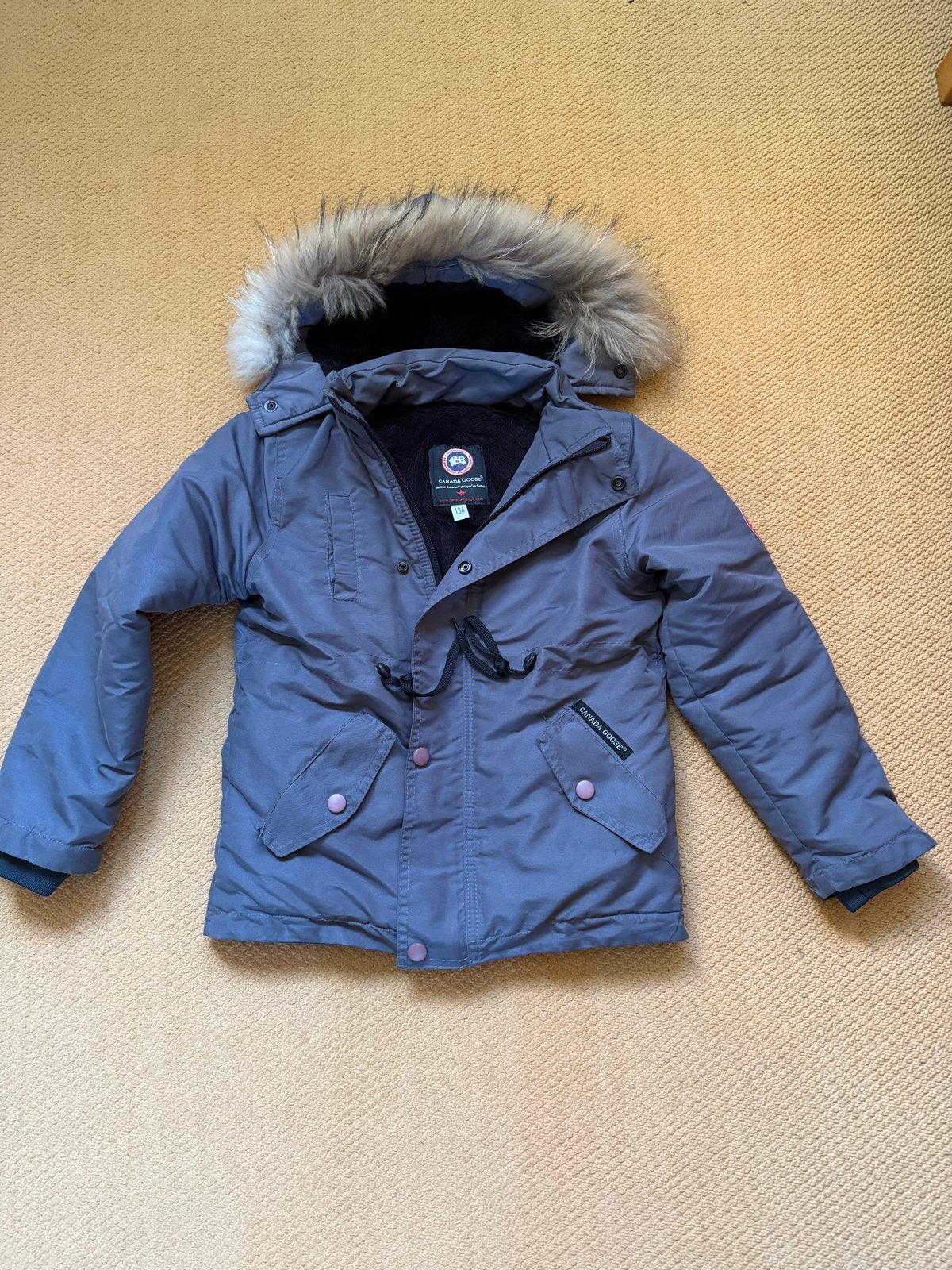 Canada Goose Kinderjas met Bontkraag - Zo goed als nieuw, Ophalen of Verzenden, Zo goed als nieuw, Jongen of Meisje