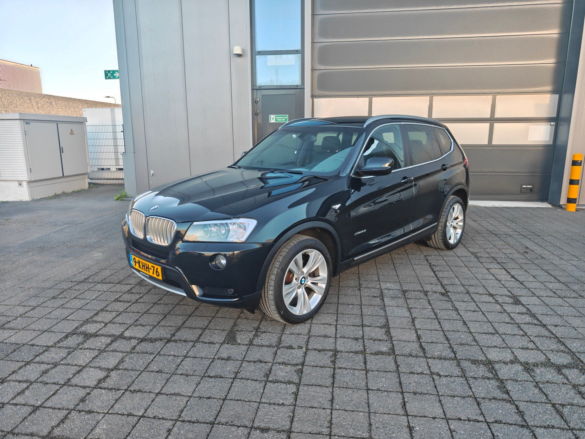 BMW X3 XDrive35i High Executive,Panoramadak,Apple Carplay,Cr, Auto's, Automaat, Gebruikt, Zwart, 2000 kg