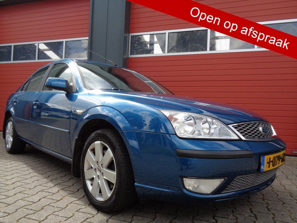 Ford Mondeo 1.8-16V Ambiente 110Pk Clima LMV Trekhaak 138DKm, Auto's, Ford, Gebruikt, 4 cilinders, Mondeo, Blauw