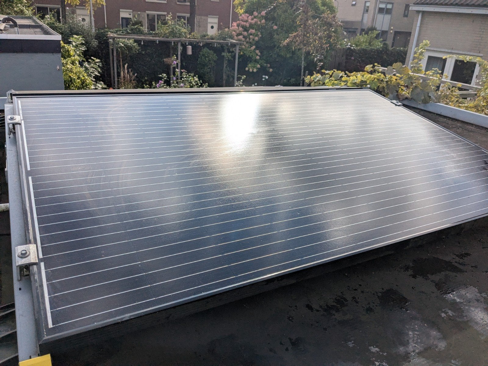 2x Bisol 320 Wp zonnepaneel incl. micro-omvormers, Ophalen, Gebruikt