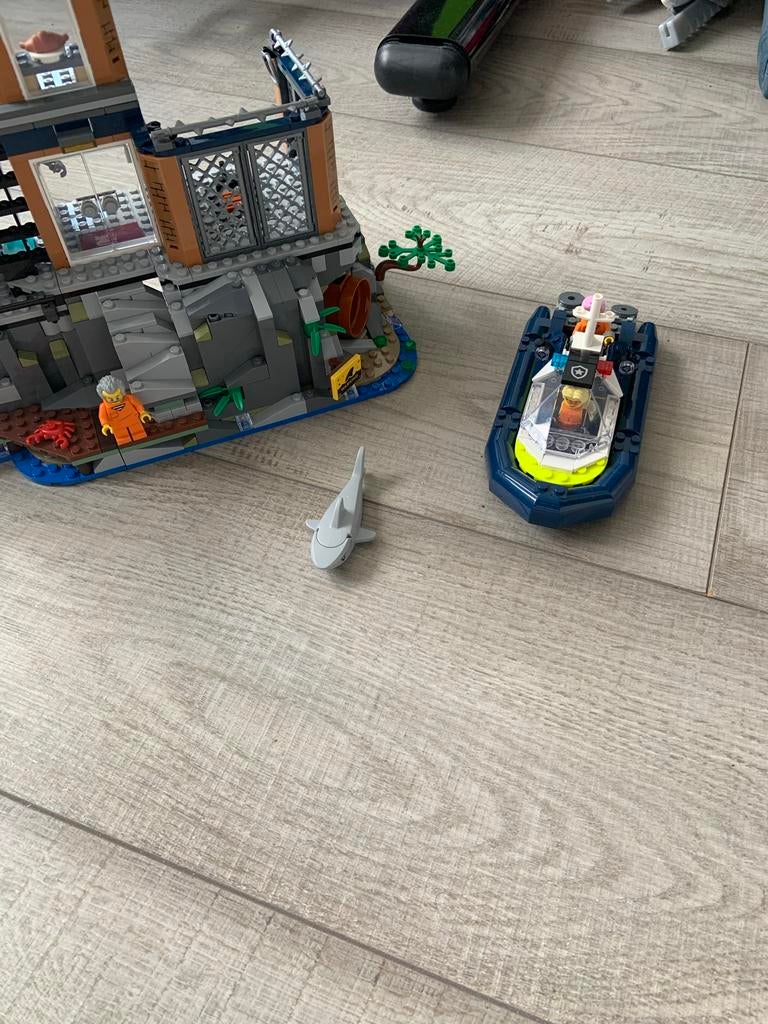 Lego City 60419 Politie Gevangenis Eiland, Kinderen en Baby's, Speelgoed | Duplo en Lego, City, Lego, Nieuw, Ophalen of Verzenden
