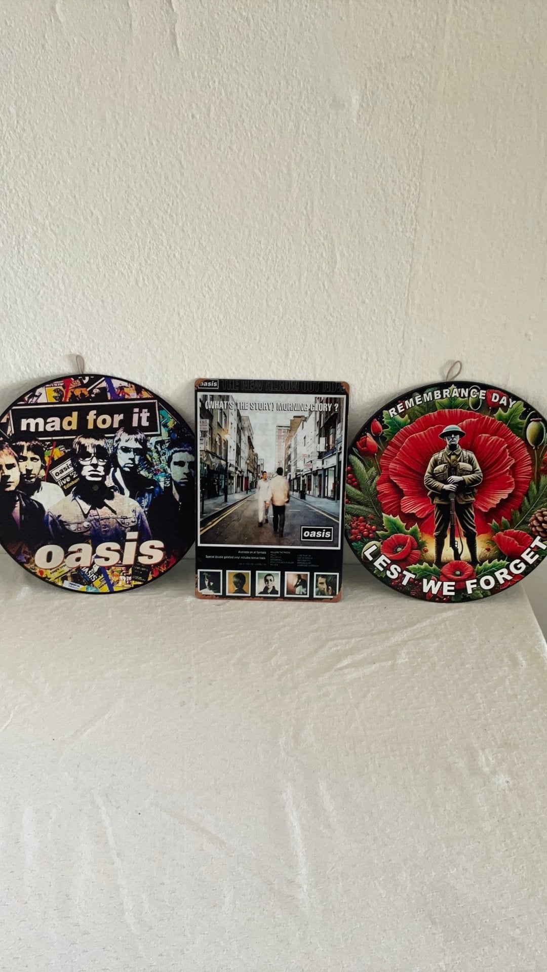 3 nice posters, Ophalen, Zo goed als nieuw