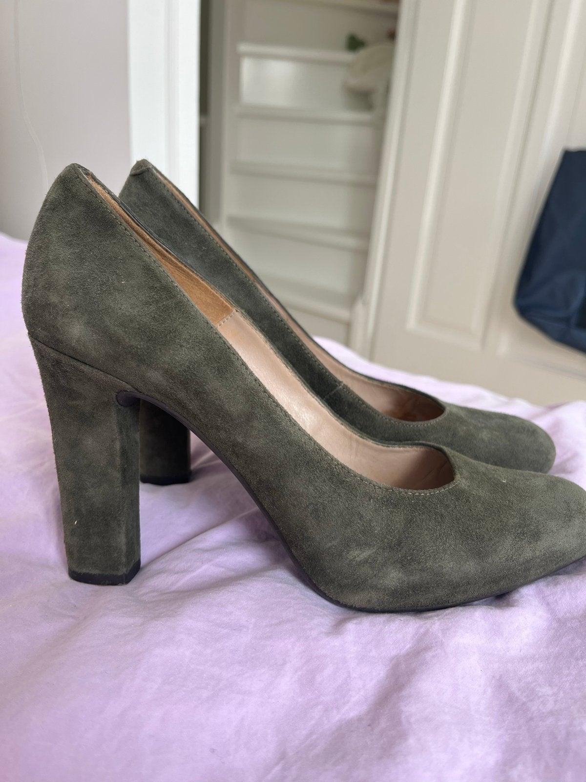 Unisa suède pumps maat 37, Ophalen, Gedragen, Groen, Pumps