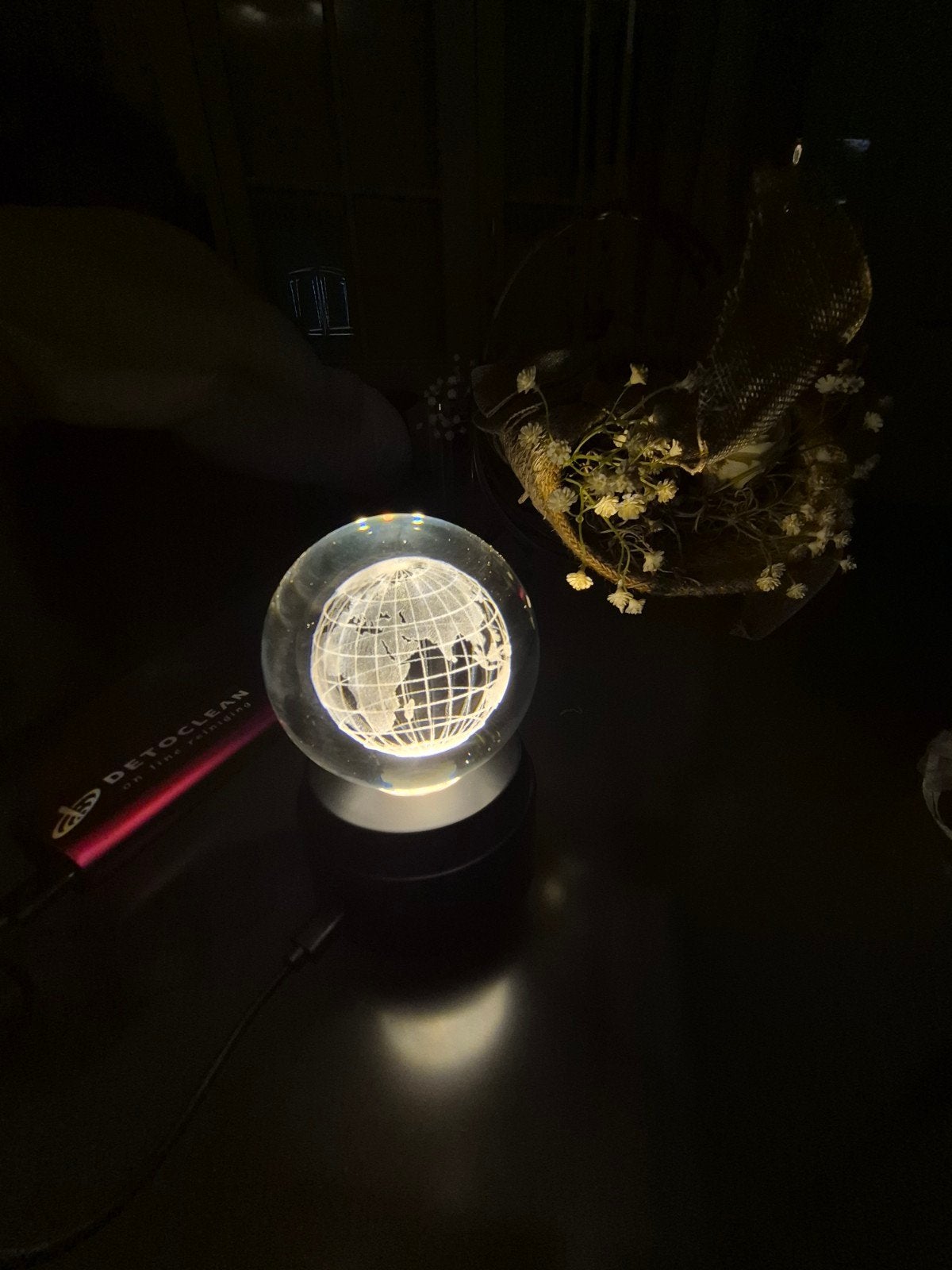 Mooie draaiende globe met warm licht, Ophalen of Verzenden