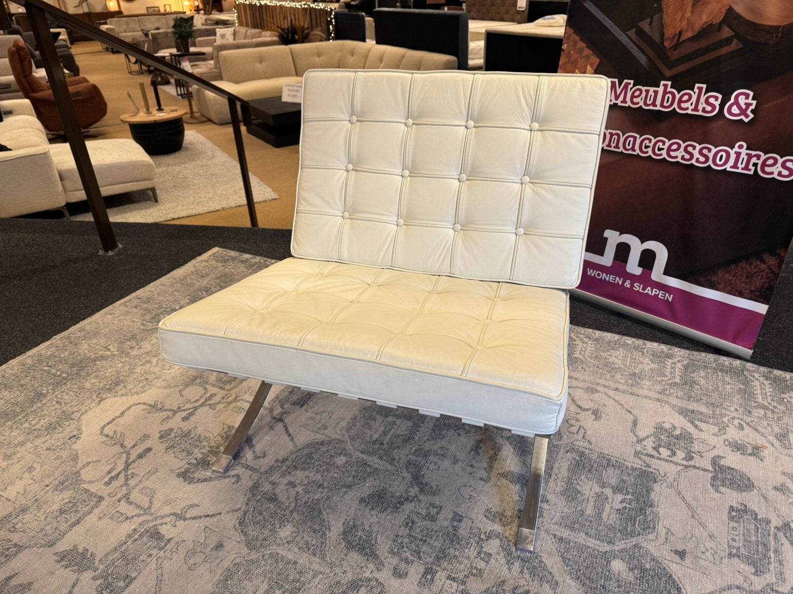Designfauteuil bekleed met eco-leer  frame van roestvrij, Huis en Inrichting, Ophalen, #Design#Fauteuil#Leder#Wit#Gepolijst staal#Modern