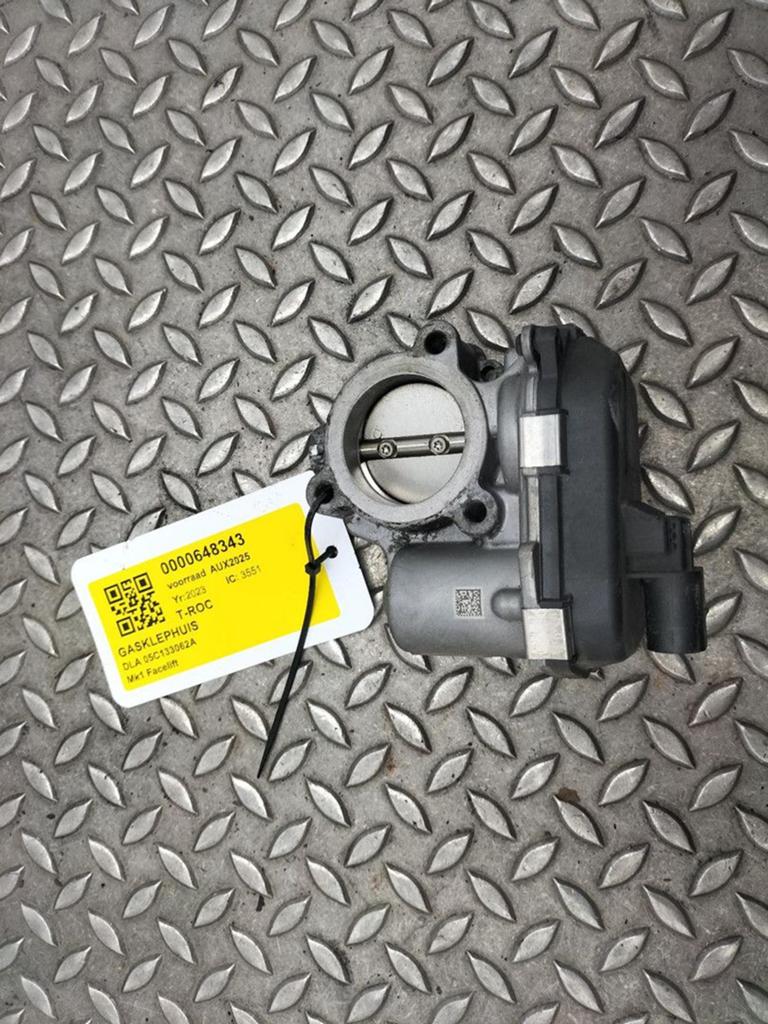 VOLKSWAGEN T-ROC GASKLEPHUIS 05C133062A 2023, Ophalen of Verzenden, Gebruikt, Stiba lid