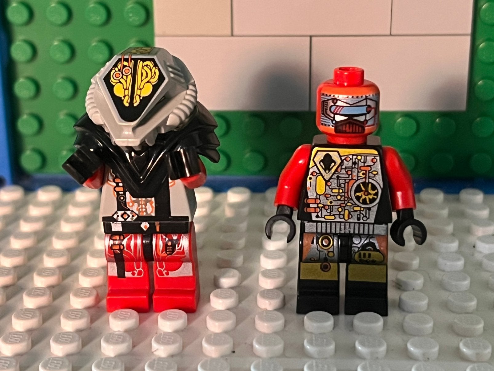 Lego minifiguren ufo droids, Ophalen of Verzenden, Zo goed als nieuw