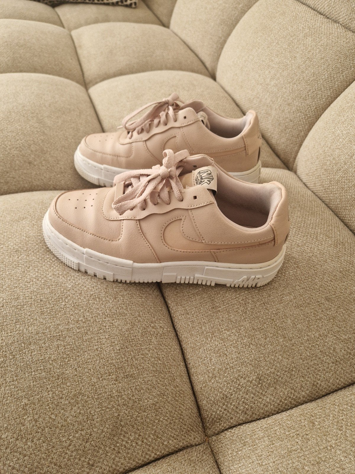 Nike Air force 1 Low origineel sneakers beige maat 38, Kleding | Dames, Beige, Ophalen of Verzenden, Sneakers of Gympen, Nike Air