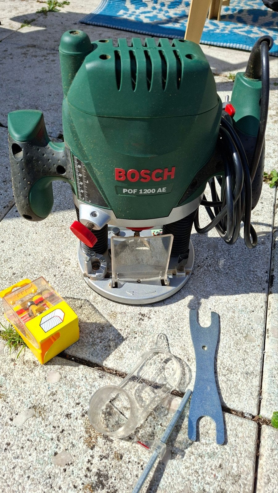 Bosch POF 1200 AE Bovenfrees - Krachtig en Compleet, Ophalen, Gebruikt, Bovenfrees, Bosch