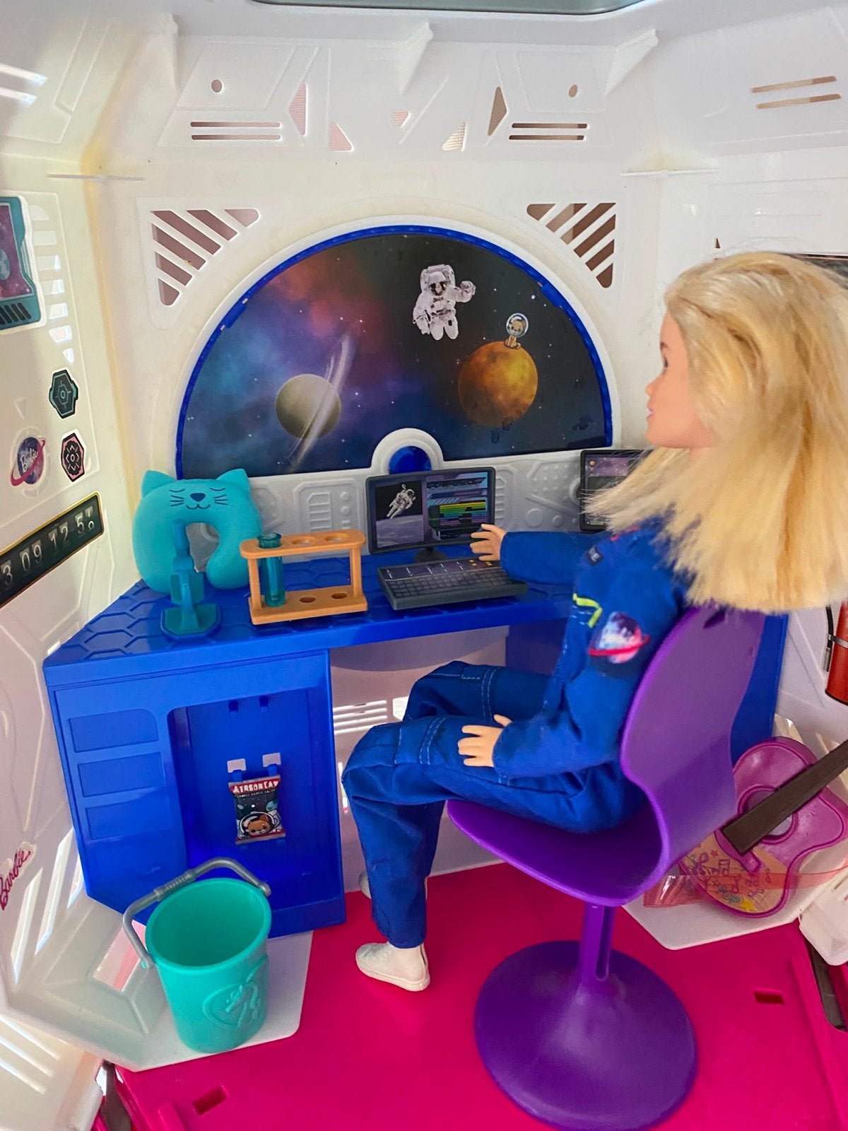 Barbie Ruimte Avontuur Speelset met Barbiepop, Ophalen of Verzenden, Zo goed als nieuw, Barbie