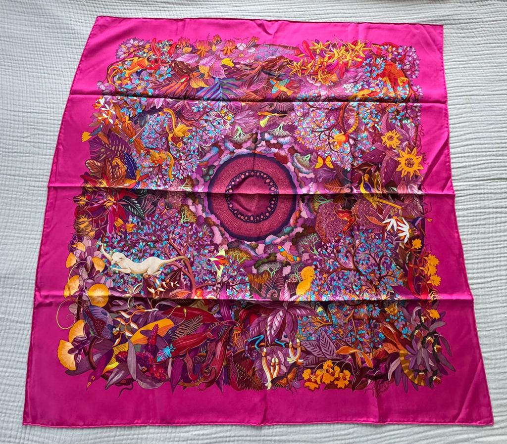 Originele zijde Hermes Paris Au Coeur De La Vie sjaal, Ophalen of Verzenden, Nieuw