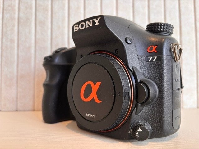 Sony Alpha SLT-A77, Accu, Spiegelreflex, Ophalen of Verzenden, Sony