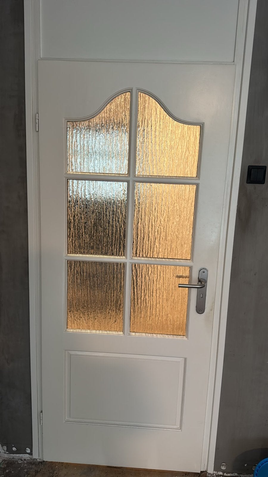 Witte binnendeur met glas en deurbeslag, 80 tot 100 cm, Binnendeur, Ophalen of Verzenden, Zo goed als nieuw