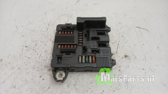 Zekeringkast van een Renault Megane, Gebruikt, -, Renault, -