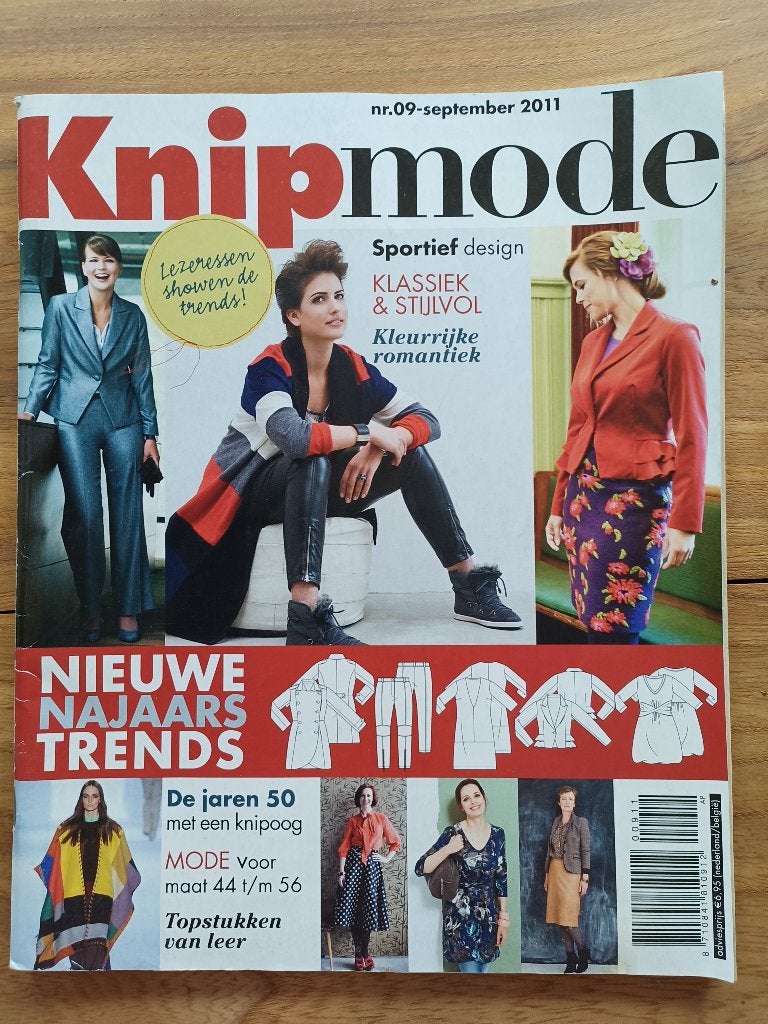Knipmode september 2011, Overige typen, Vrouw, Ophalen of Verzenden, Zo goed als nieuw