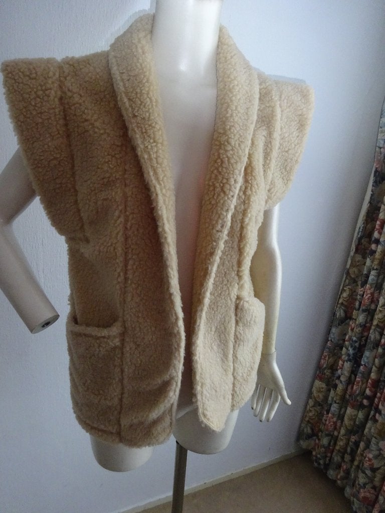 Lovika bodywarmer mt L, Maat 38/40 (M), Beige, Lovika, Ophalen of Verzenden