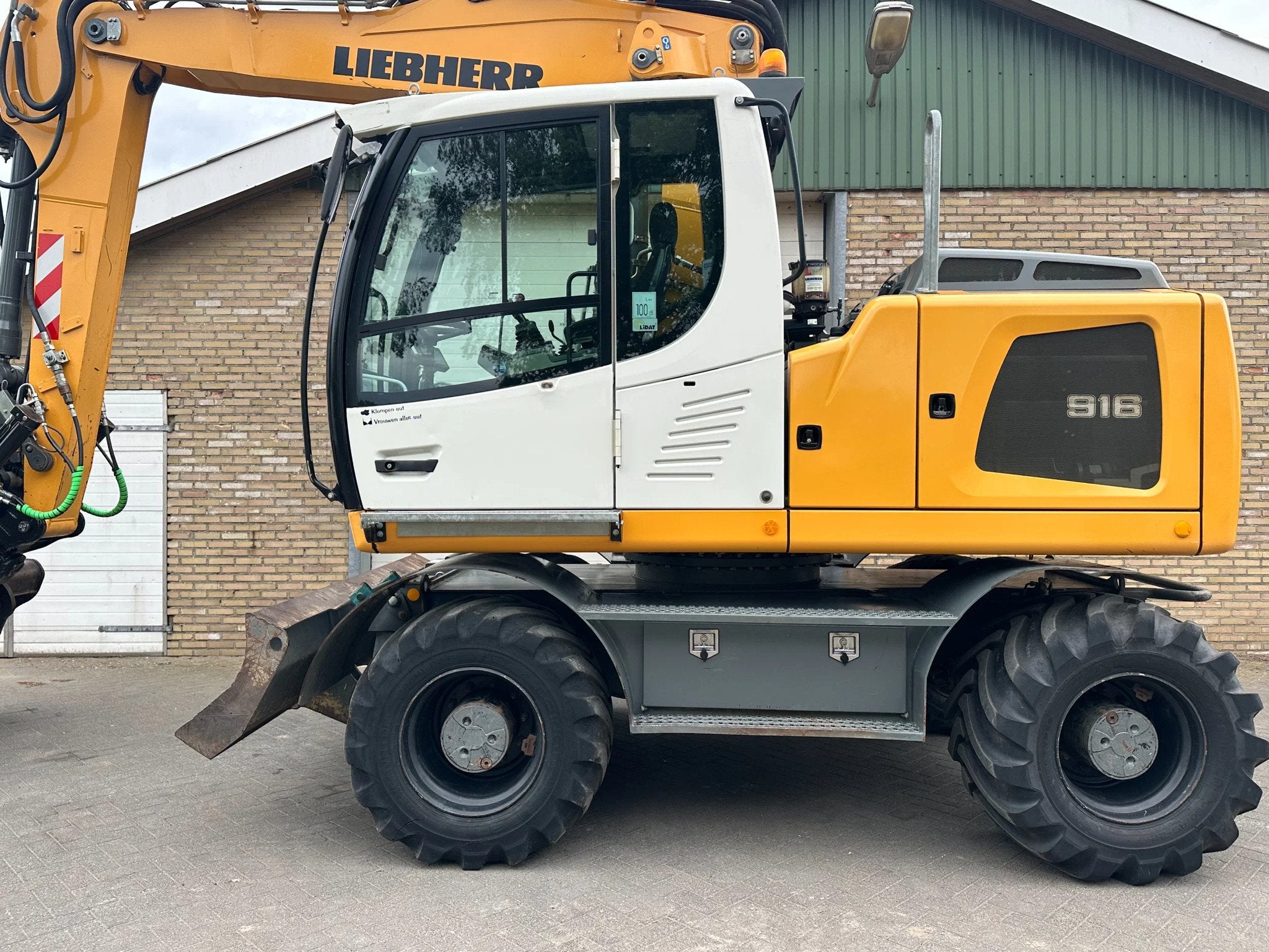 Liebherr A916 (bj 2016), Zakelijke goederen, Machines en Bouw | Kranen en Graafmachines, Graafmachine