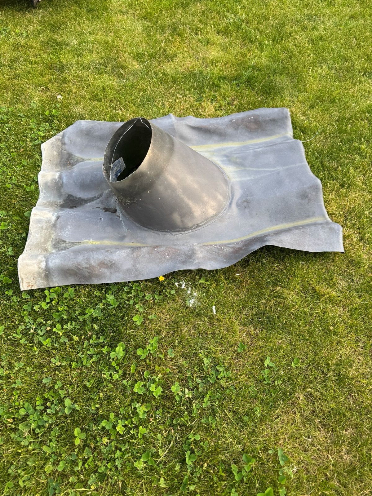 Loden dak doorvoer voor ventilatie of afvoer, Ophalen, Gebruikt, Overige typen, Minder dan 5 m²