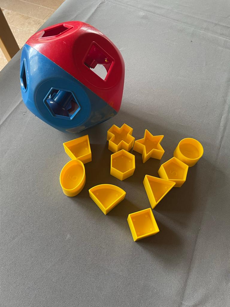 Vormenstoof met 10 verschillende vormen, Kinderen en Baby's, Speelgoed | Babyspeelgoed, Ophalen of Verzenden, Gebruikt, Overige typen