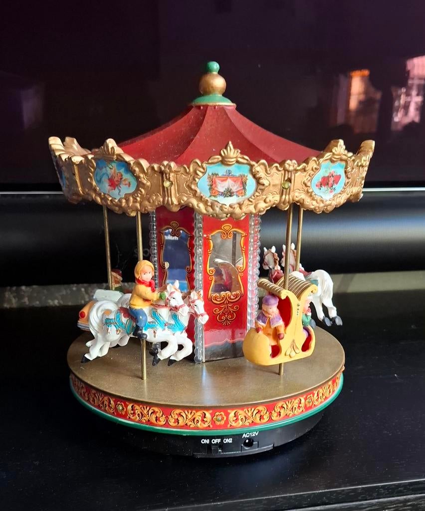 Carrousel voor kerstdorp, Diversen, Kerst, Ophalen