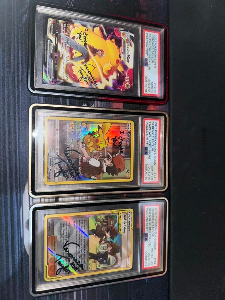 Pokemon Gesigneerde Veronica Taylor PSA Pikachu / Red & Blue, Ophalen of Verzenden, Zo goed als nieuw