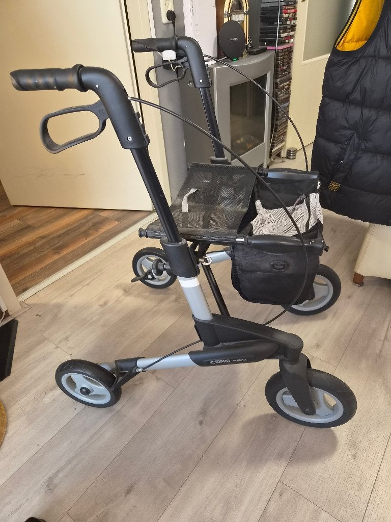 Rollator merk Topro  olympos, Ophalen, Opvouwbaar, Zo goed als nieuw