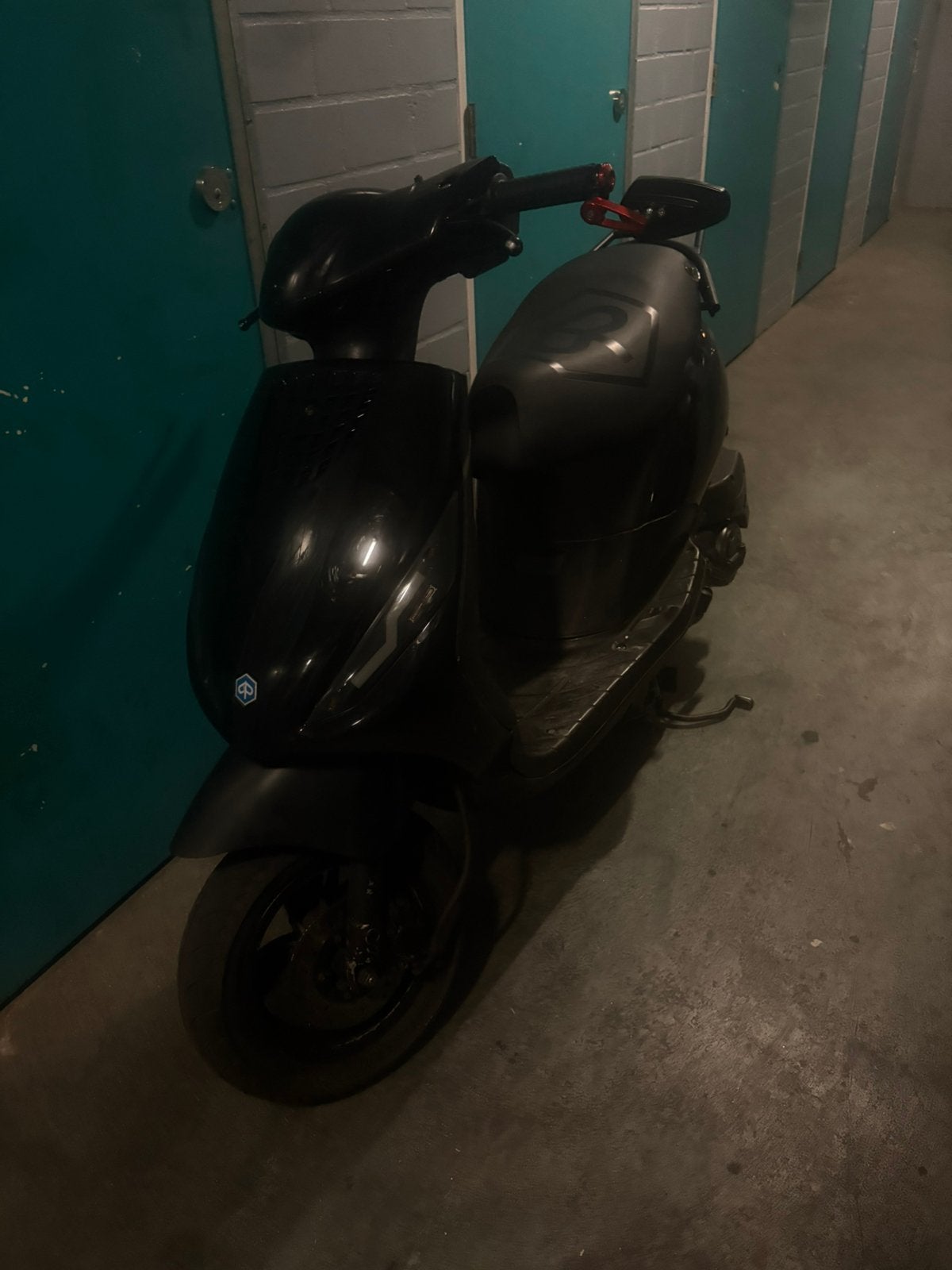 Piaggo zip 4t, Ophalen, Maximaal 45 km/u, Zip, Zo goed als nieuw