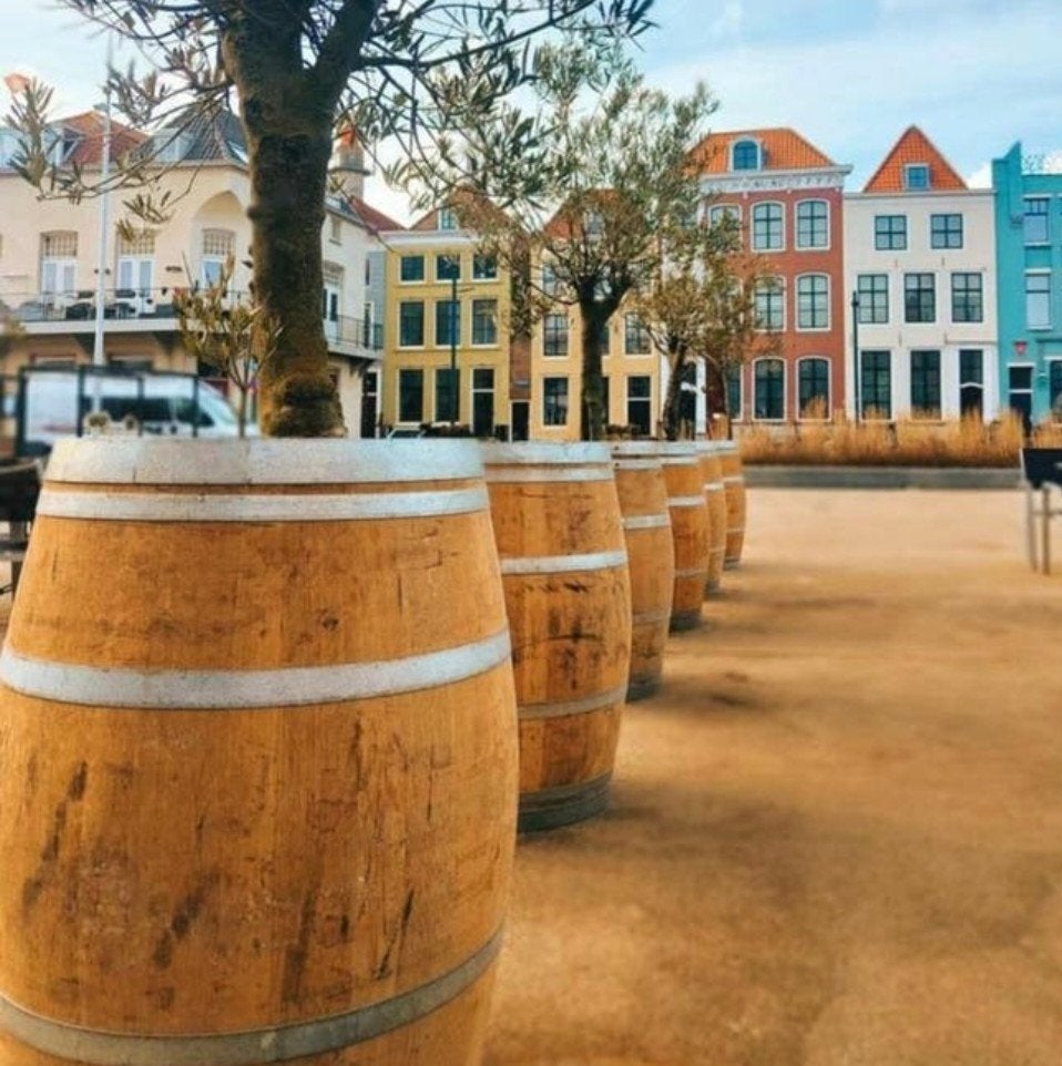 Wijnvat / regenton / plantenbak / statafel, Tuin en Terras, Ophalen, Gebruikt, Balkon, Onbekend