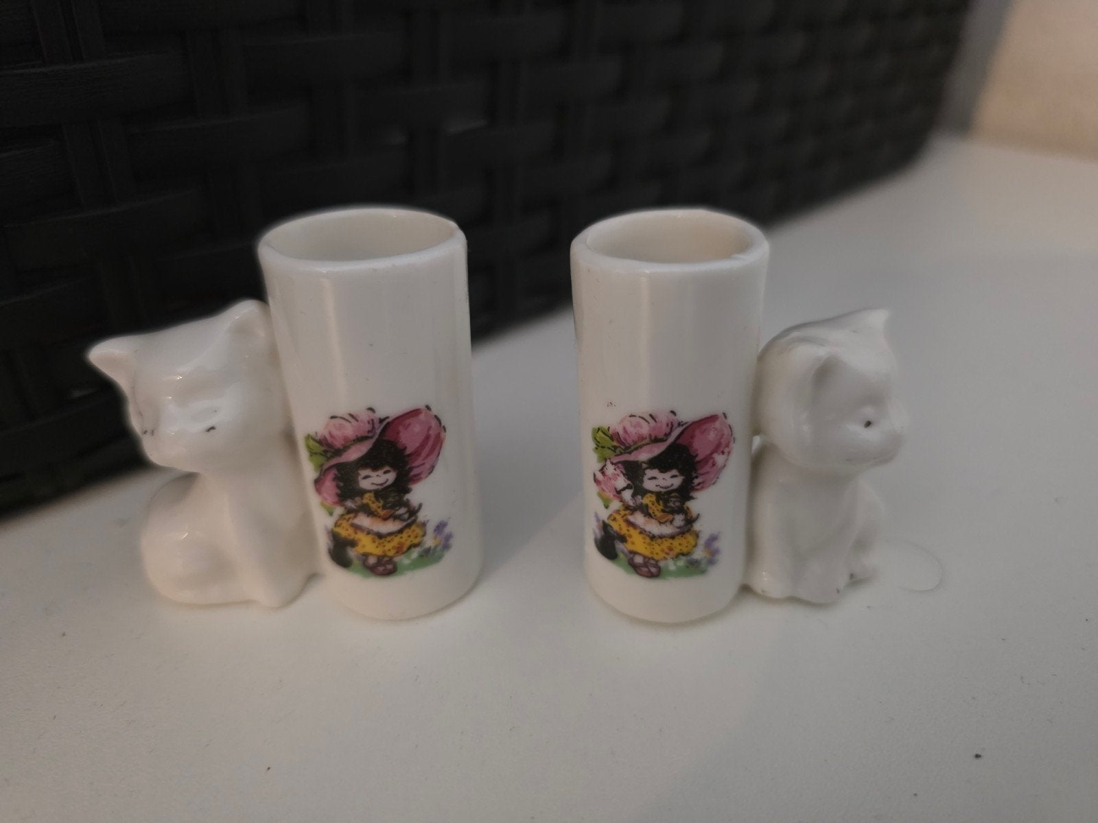 Vintage kandelaartjes met poes kaarsenstandaard, Ophalen of Verzenden, Zo goed als nieuw, Hond of Kat, Beeldje of Figuurtje